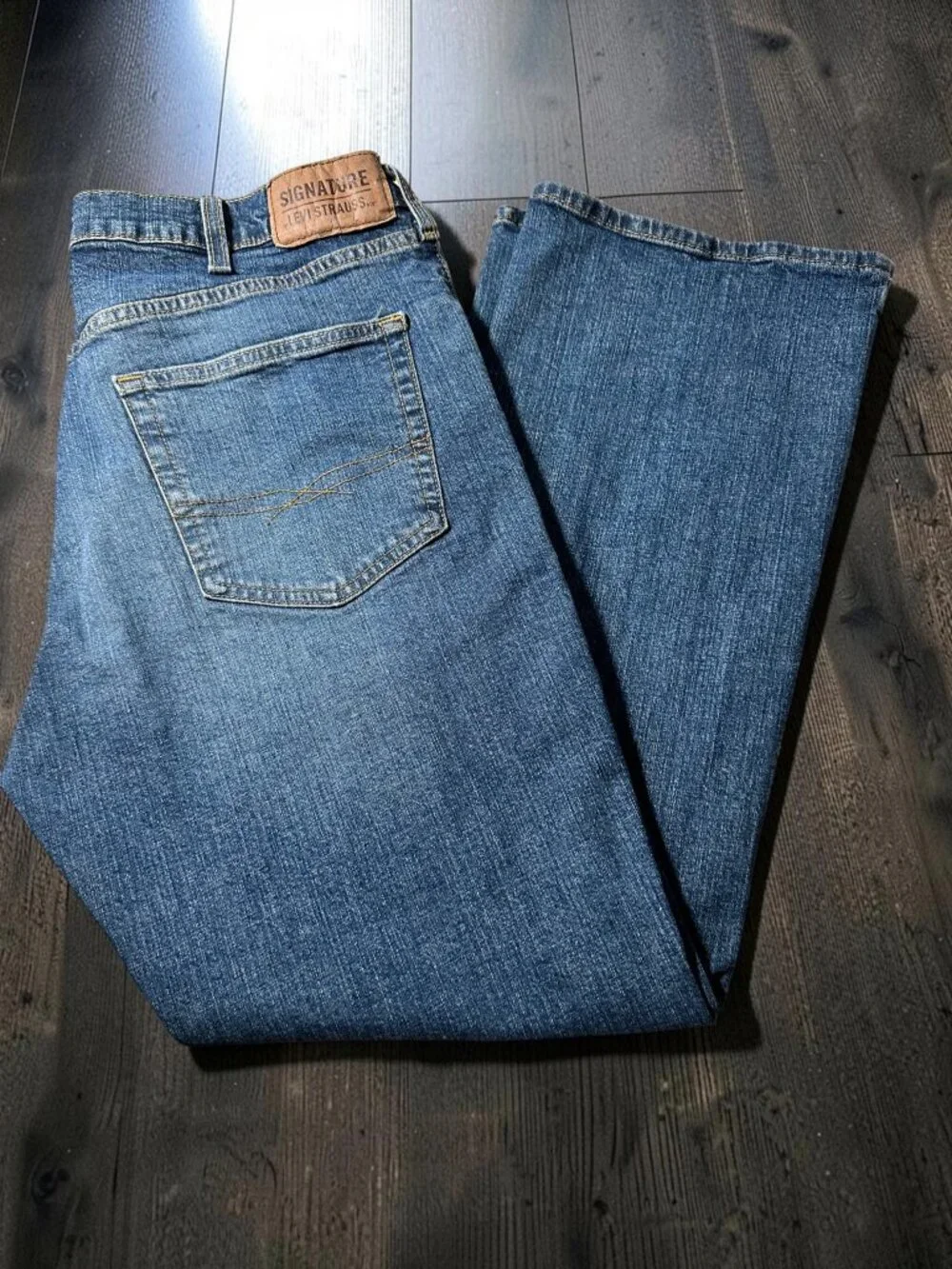 Levi Strauss Signature Men’s Bootcut Jeans 36x30 Medium Wash Casual Y2K - Picture 3 of 11